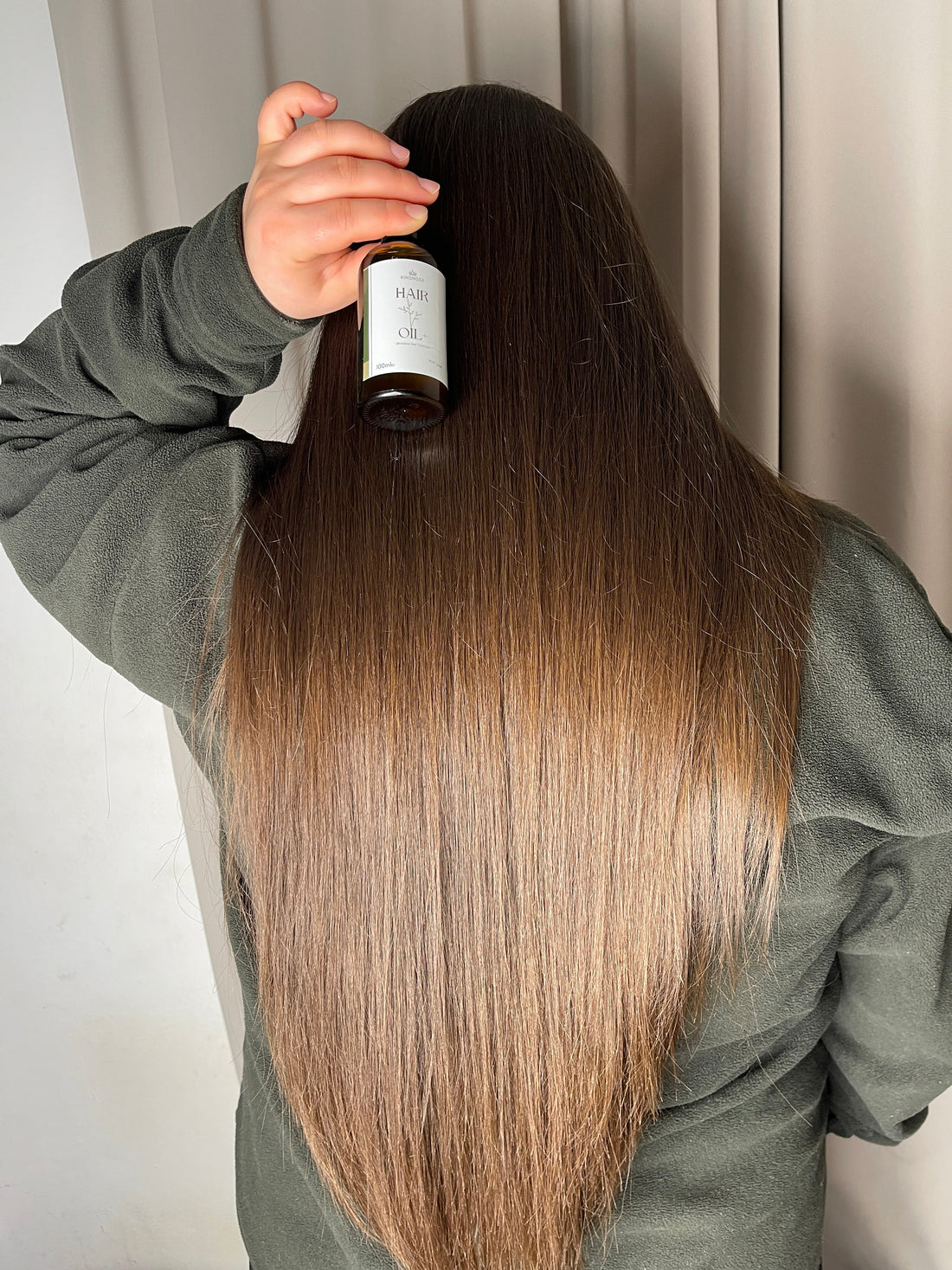 Kingnosa Hair Oil with jojoba oil, rosemary and ginger extract for healthy hair growth and scalp nourishment